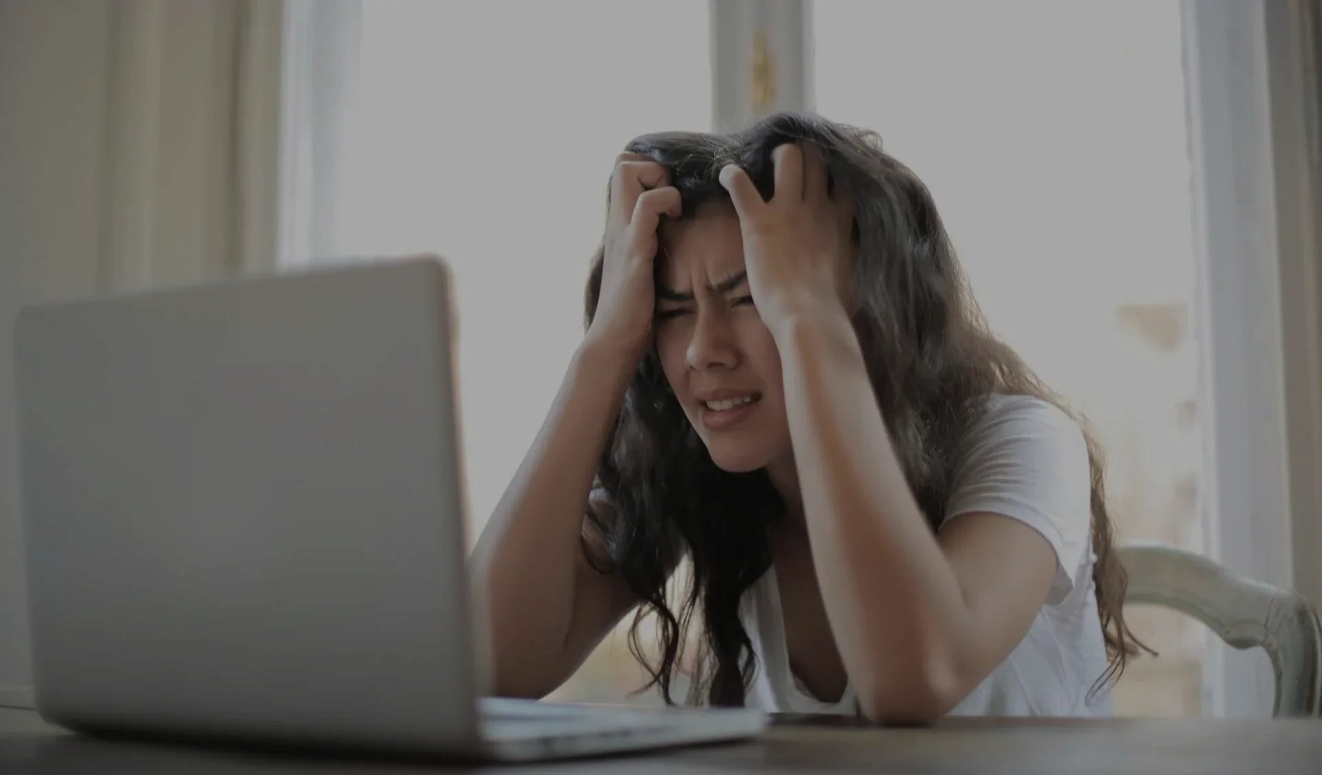 CBD gegen Stress: Wirkung, Anwendung & Dosierung