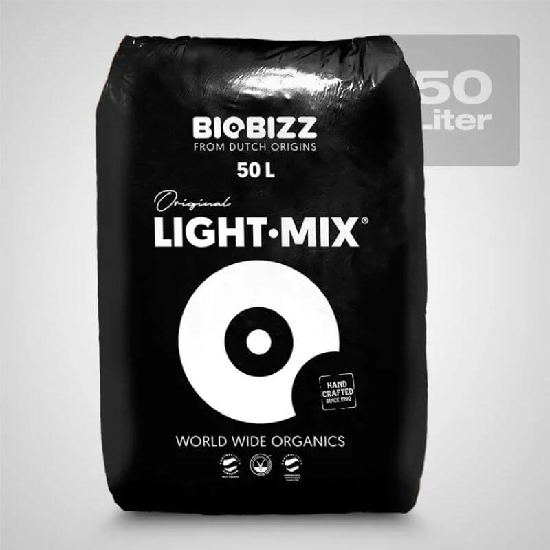 BioBizz Light-Mix ist sehr weiches lockeres Anbausubstrat mit leichter Vordüngun