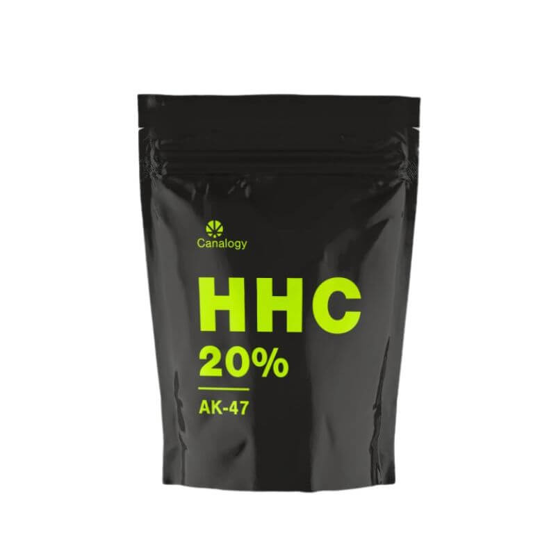 Cannalogy Schwarze Verpackung mit neongrüner Schrift für HHC 20% AK-47 Cannabis-Blüte minimalistisches Design.