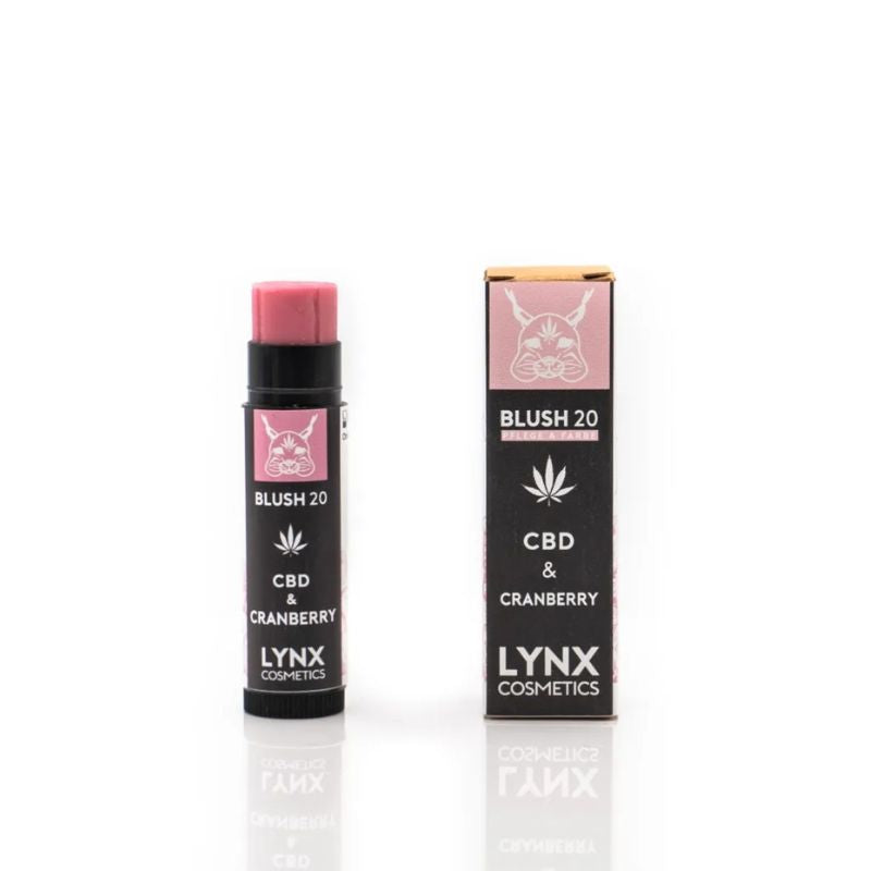 Lynx Cosmetics CBD & Cranberry Blush 20 Lippenstift neben seiner Verpackung