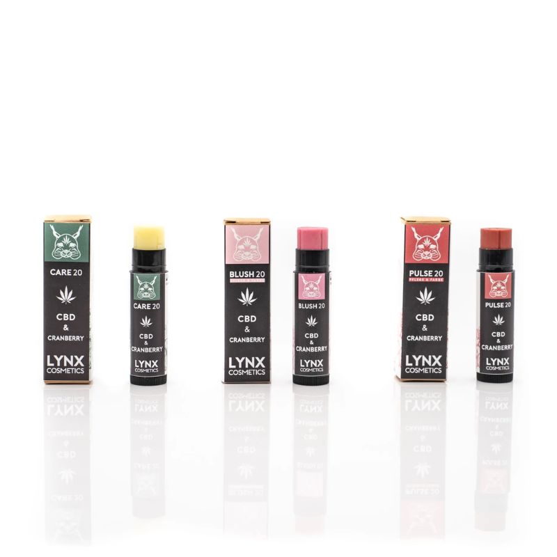 Lynx Cosmetics Lippenpfelgestifte mit Verpackung und Produkt